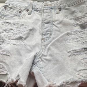 American eagle light denim ripped shorts